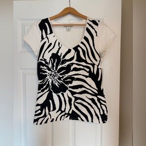 White House Black Market Floral Tee Shirt Size Medium Sequins Sparkly Stretch T1